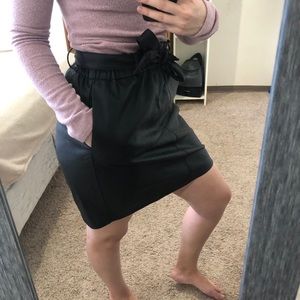 ✨ 3 for 30 ✨ Only pleather paper bag skirt